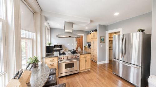 2-70 Winchester Street, Brookline, MA, 02446 | Card Image