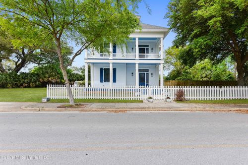 620 Howard Ave, Biloxi, MS, 39530-4310 | Card Image