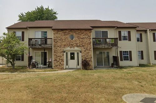 400 Cadillac St, Ligonier, IN, 46767-1211 | Card Image
