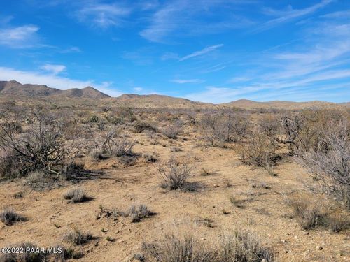 44c Traveler Way, Congress, AZ, 85332 | Card Image