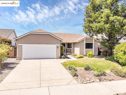 4204 Limestone Dr, Antioch, CA, 94509-6956 | Card Image