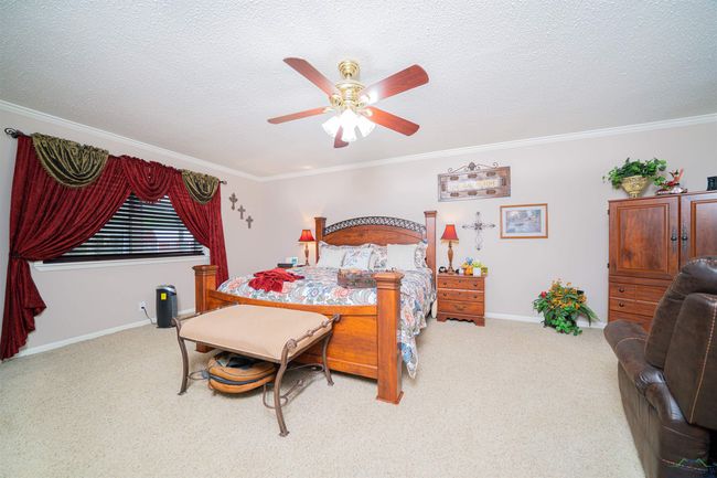 204 Rusty Ln, House other with 3 bedrooms, 2 bathrooms and null parking in Gladewater TX | Image 12