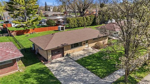 1325 Chelsea Rd, Troy, OH, 45373-1205 | Card Image