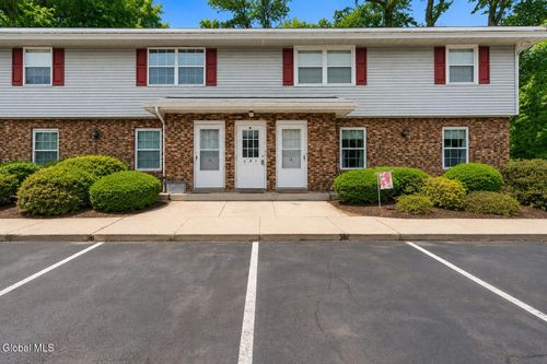 apt-6-25A Pine Ln, Albany, NY, 12203-4442 | Card Image
