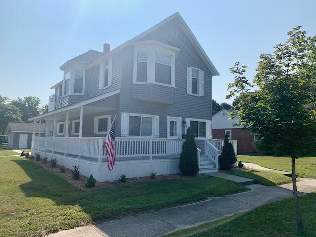 Rowe St, Ludington, MI 49431