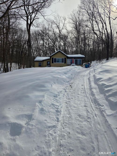 277 Lake Rd, Andover, CT, 06232-1711 | Card Image