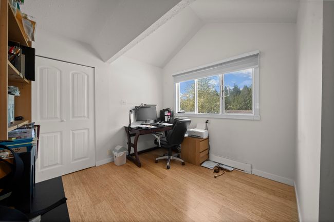 25412 58 Ave, House other with 6 bedrooms, 4 bathrooms and 20 parking in Aldergrove BC | Image 17