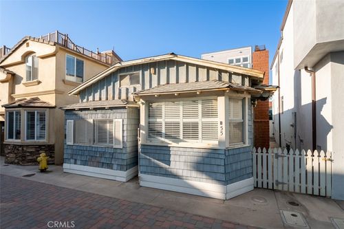 55 S Surfside Ave, Surfside, CA, 90743 | Card Image