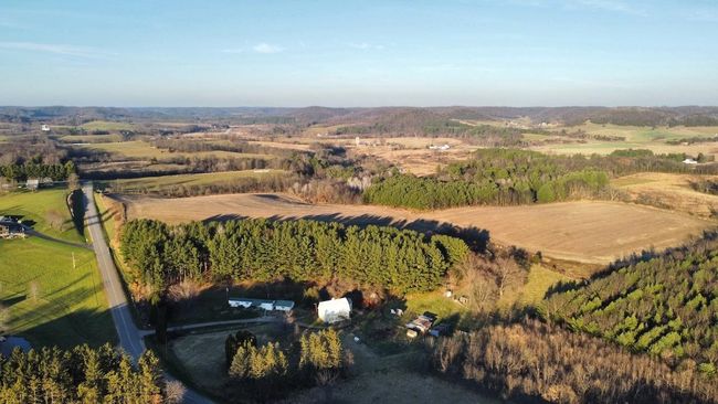 19698 County Road Br, Home with 3 bedrooms, 2 bathrooms and null parking in ROCKBRIDGE WI | Image 34