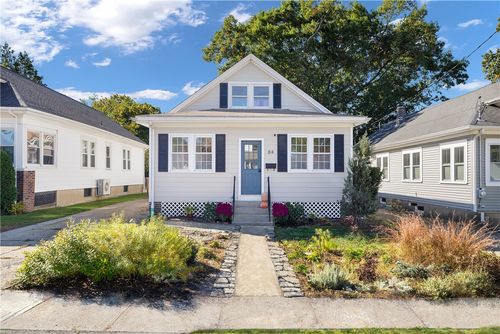 84 Myrtle Ave, Cranston, RI, 02910-5715 | Card Image