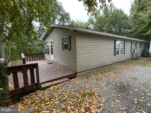32 Jane Ave, SCHUYLKILL HAVEN, PA, 17972-8852 | Card Image