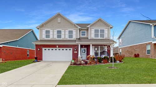 6323 Burgin Dr, Whitestown, IN, 46075-9208 | Card Image