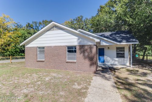2101 South St, Gulfport, MS, 39507-2110 | Card Image