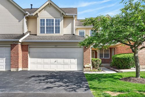 197 Rob Roy Ct, Schaumburg, IL, 60194-4821 | Card Image