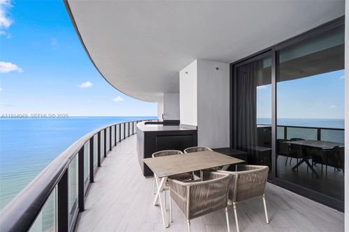 2105-18555 Collins Ave, Sunny Isles Beach, FL, 33160-2703 | Card Image