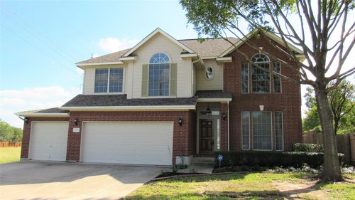 2033 Creole Dr, Austin, TX, 78727-3424 | Card Image