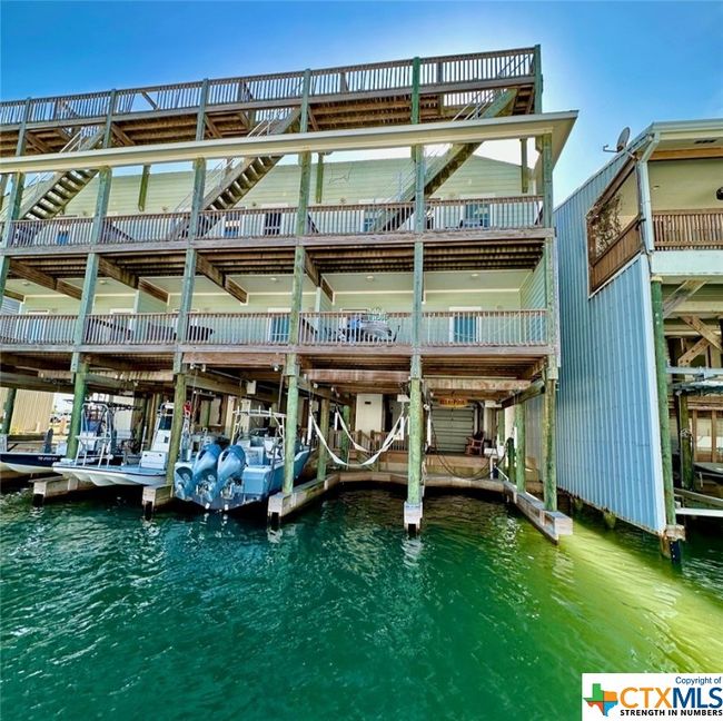 605 - 605 S 13 Th St, Condo with 3 bedrooms, 3 bathrooms and null parking in Port O Connor TX | Image 5