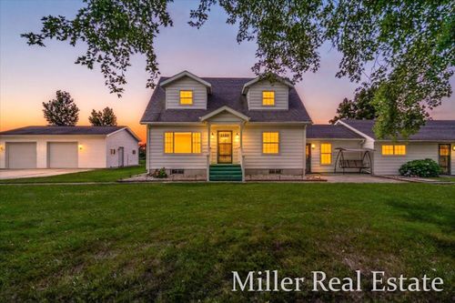 8989 Nash Hwy, Clarksville, MI, 48815-9721 | Card Image