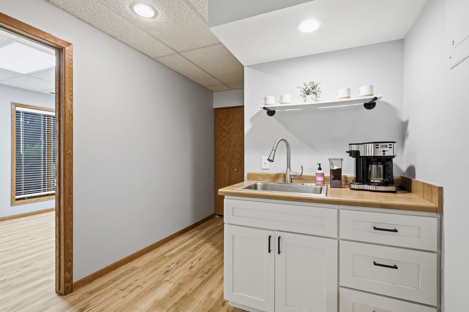 Commercial Sale in Davenport 2