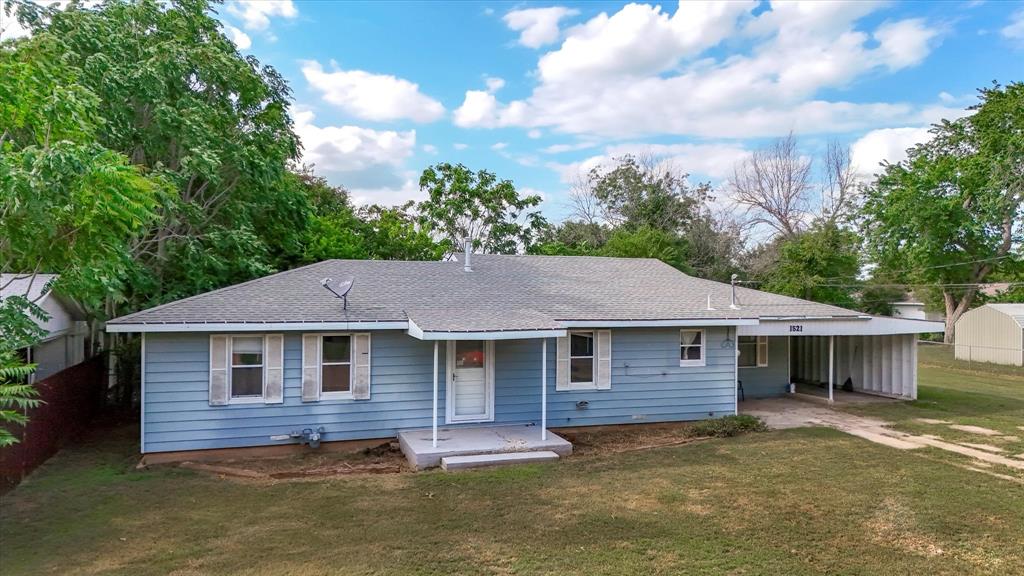 Groesbeck St, Stephenville, TX 76401