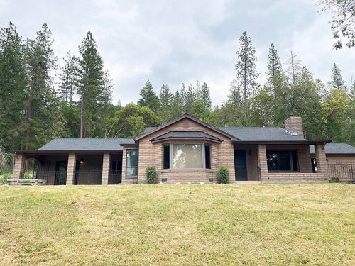 782 Covered Bridge Rd, Rogue River, OR, 97537-6607 | Card Image