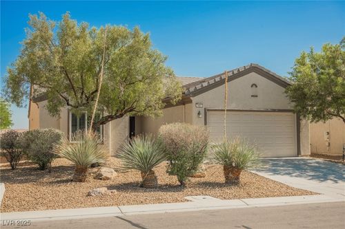 3405 Kingbird Dr, North Las Vegas, NV, 89084-2452 | Card Image