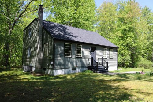 34 Brooks Rd, Barrington, NH, 03825-4002 | Card Image