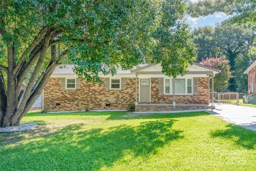 2506 Lyon St, Gastonia, NC, 28052-6234 | Card Image