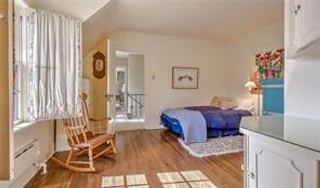 2722 Montcalm Cres Sw, House detached with 4 bedrooms, 2 bathrooms and 3 parking in Calgary AB | Image 37