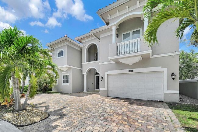 3521 Forest View Cir, House other with 5 bedrooms, 5 bathrooms and null parking in Fort Lauderdale FL | Image 8