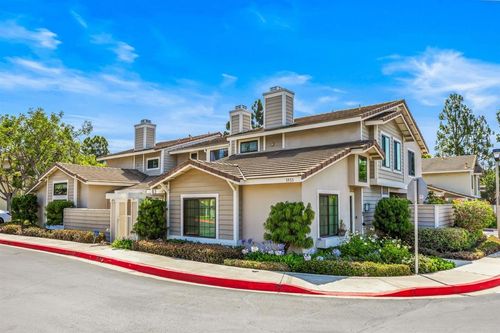 3935 Caminito Del Mar Surf, San Diego, CA, 92130 | Card Image