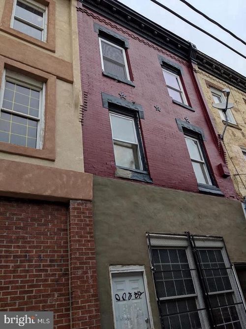 2952 Kensington Ave, PHILADELPHIA, PA, 19134-3017 | Card Image