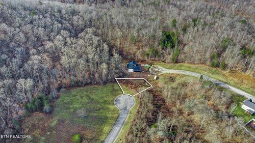 122 Willow Oak Dr, Oak Ridge, TN, 37830 | Card Image
