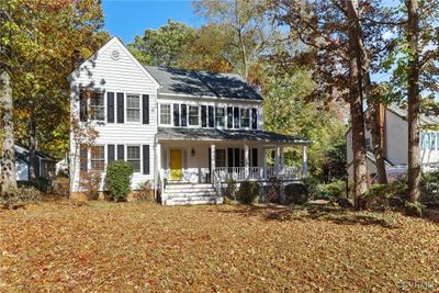 Vinyl Siding, Country Front Porch | Image 1