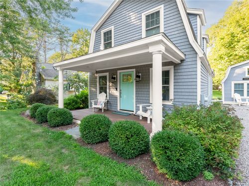 66 Baxter St, Charlestown, RI, 02813-2300 | Card Image