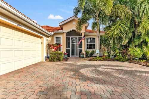 11994 Granite Woods Loop, VENICE, FL, 34292-4135 | Card Image