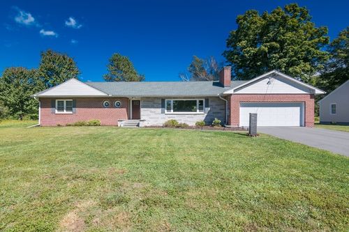 46 North St, Hatfield, MA, 01038-9748 | Card Image