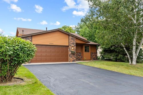 2301 Connelly Cir, Burnsville, MN, 55337-7014 | Card Image