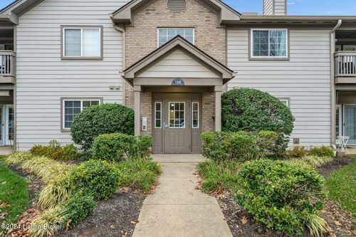 unit-101-1209 Taxus Top Ln, Louisville, KY, 40243 | Card Image