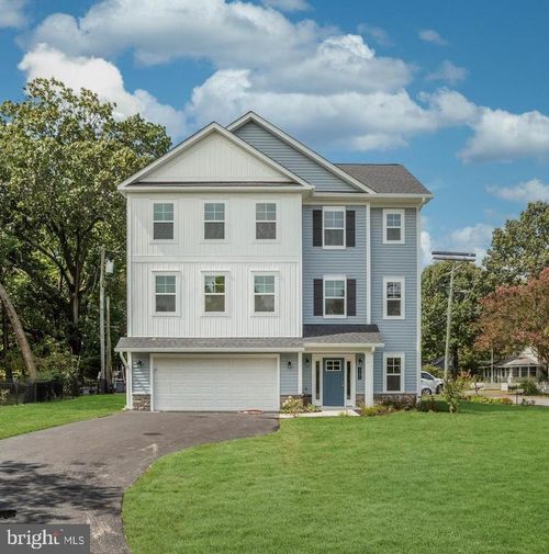 1195 Cedar Ave, SHADY SIDE, MD, 20764-9514 | Card Image