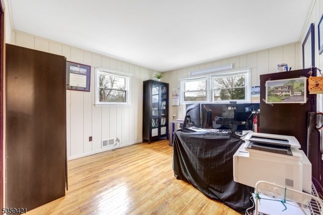 167 Rolling Hills Rd, House other with 5 bedrooms, 3 bathrooms and null parking in Clifton NJ | Image 15