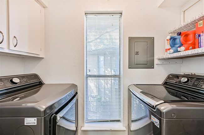 Washer & Dryer Included | Image 12