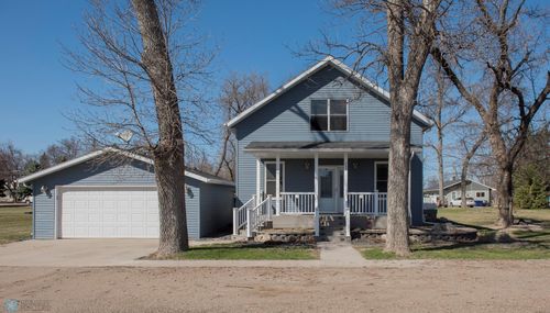 403 Pearl St N, Buffalo, ND, 58011-6200 | Card Image