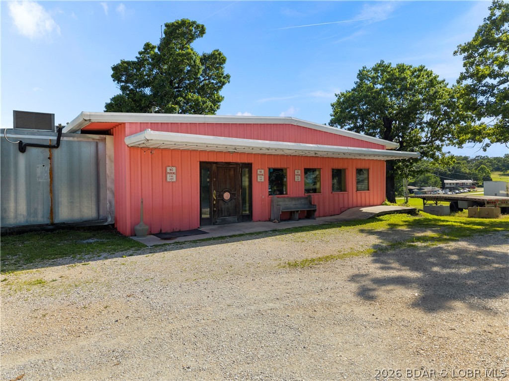 Commercial Sale in Sunrise Beach 5