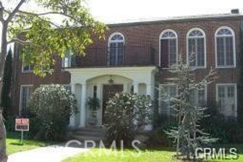 2718 E 2nd St, Long Beach, CA, 90803-5152 | Card Image