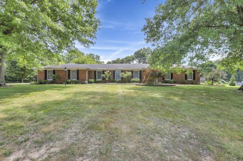 1882 Rosewood Ne, Lancaster, OH, 43130 | Card Image