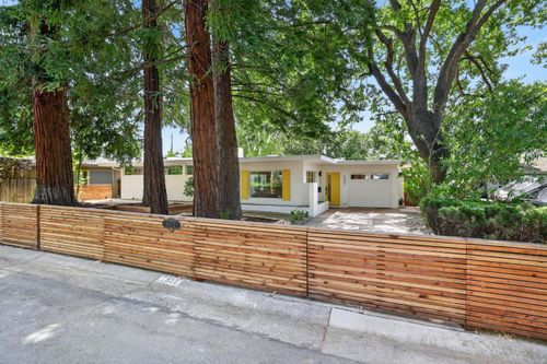 1422 Potrero Way, Sacramento, CA, 95822-1947 | Card Image