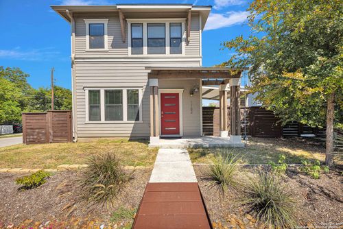 1162 Olive St, San Antonio, TX, 78202-1108 | Card Image
