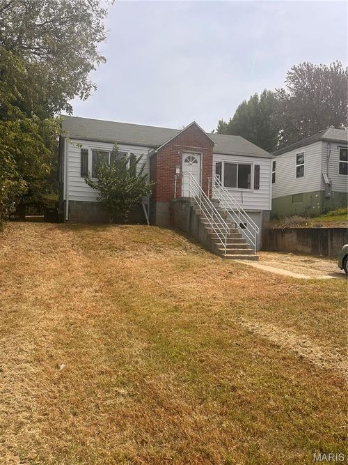 1523 Tanner Bridge Road, Jefferson City, MO, 65101 | Card Image