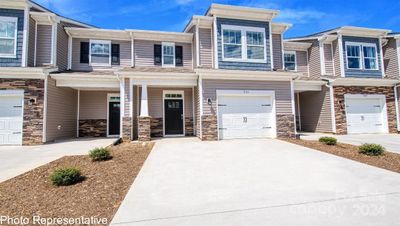 517 Wheatfield Road, Townhouse with 3 bedrooms, 2 bathrooms and null parking in Fletcher NC | Image 2